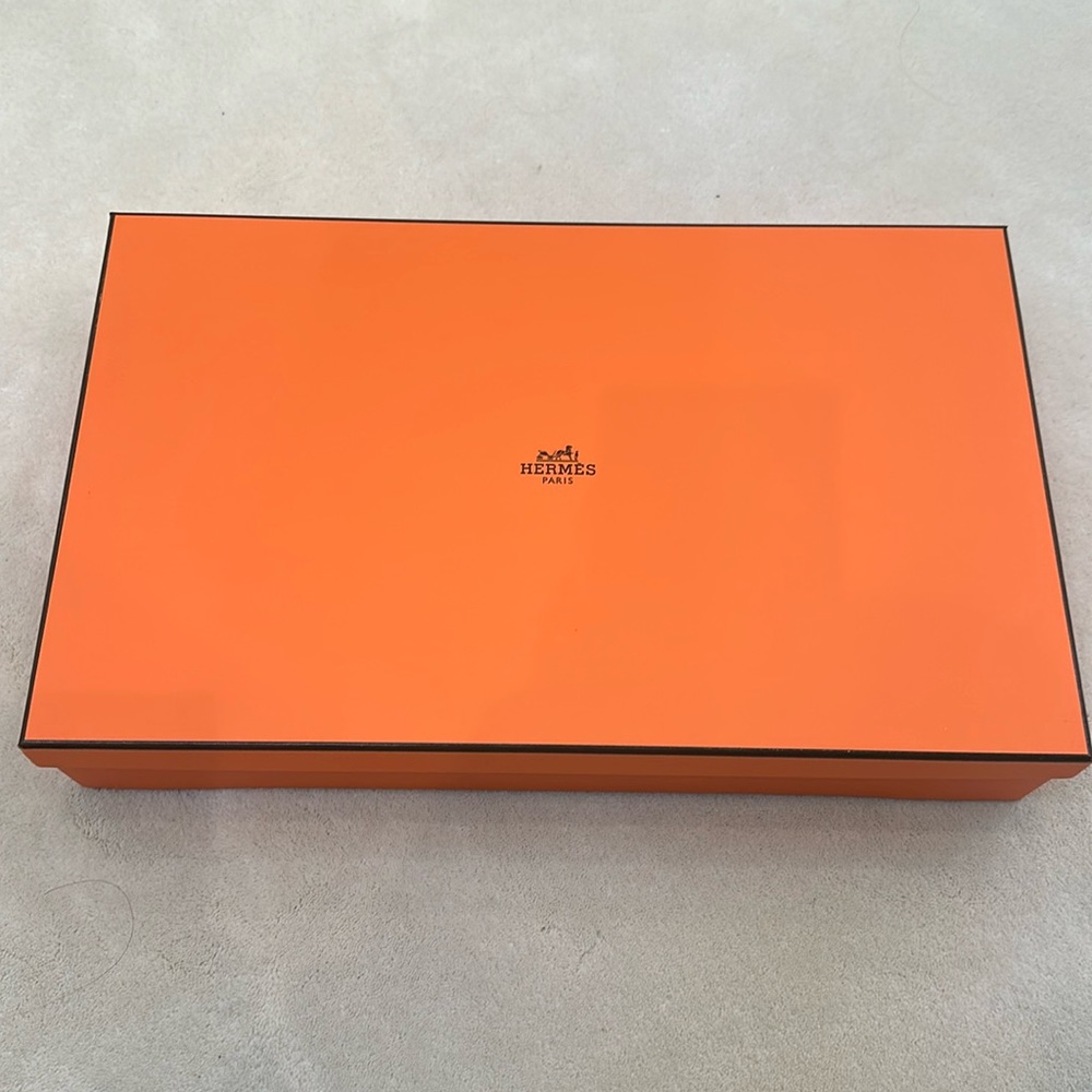 Hermes orange  box